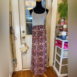 Forever 21 Gray and Multicolor Maxi Skirt